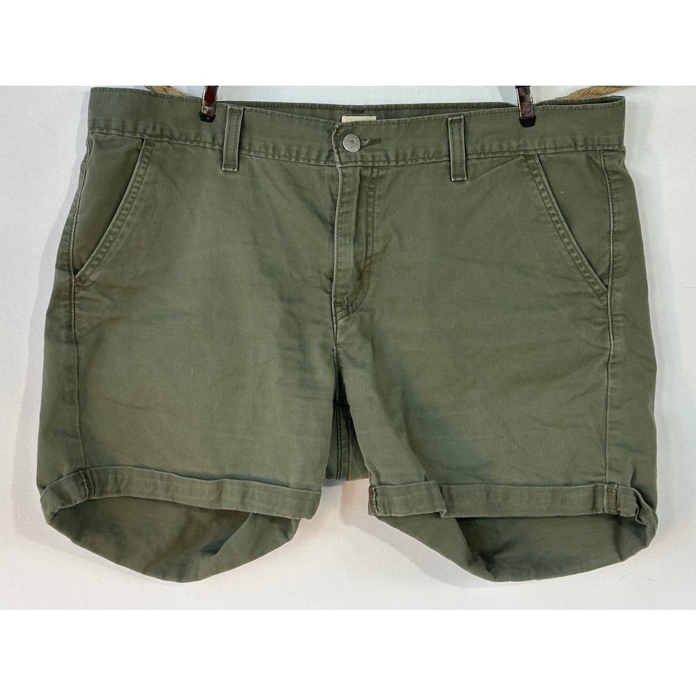 Levi's Chino Shorts Cuffed Flat Front Womens 33 Olive Green Excellent